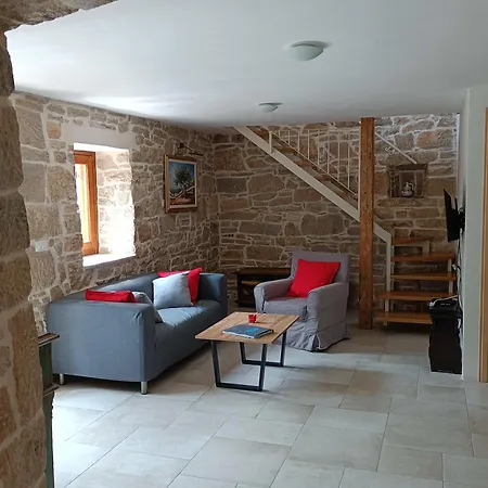 Haus Delma Brajkovici (Pazin)