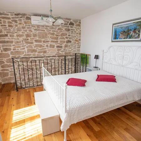 Haus Delma * Brajkovici (Pazin)